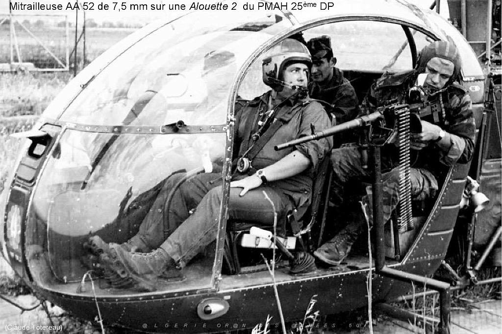 99 - Helicopteres de combat (2)-Helicopteres armes_000052.jpg